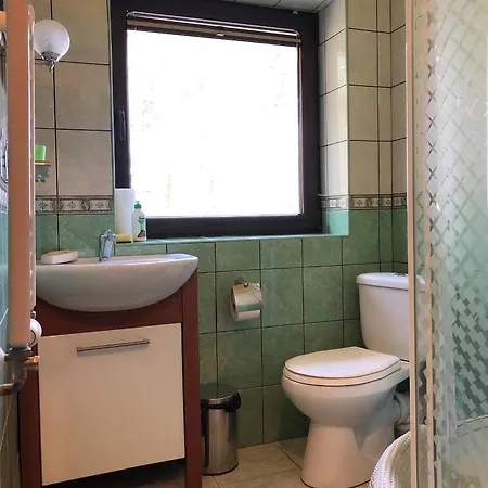 Goscinny Dworek בית אירוח *