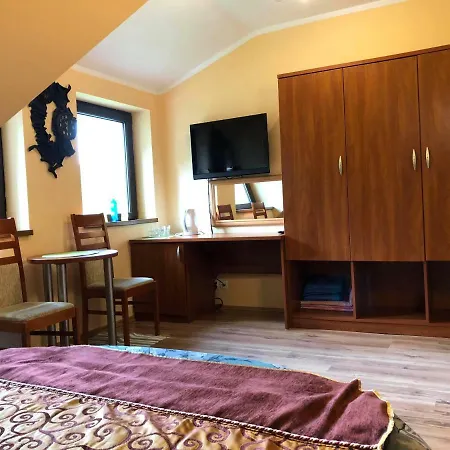 Goscinny Dworek בית אירוח