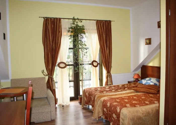 Goscinny Dworek Habitación en casa particular *