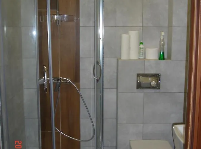 Goscinny Dworek ポビエロボ